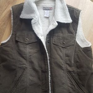 Corduroy forest vest